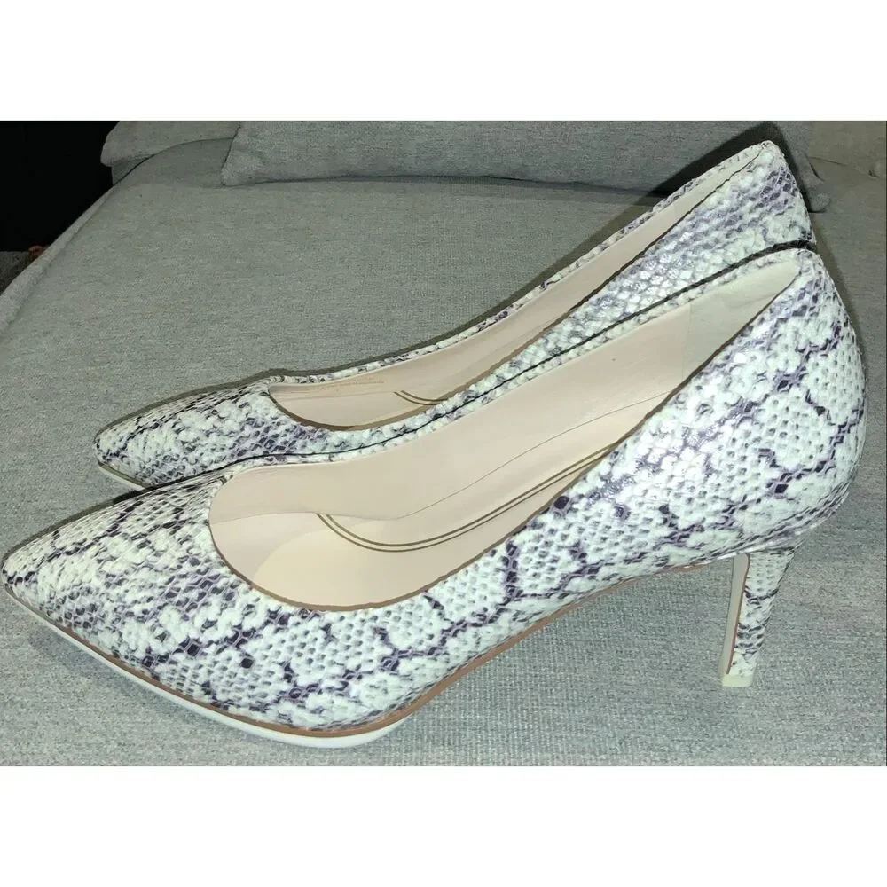 Cole Haan Grand Ambition Pumps in a white and gray snake print pattern size 11